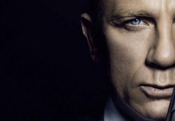 Amazon secures ownership rights to James Bond series